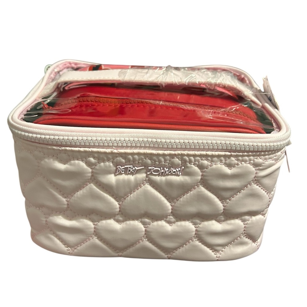 🔥Betsey Johnson Cosmetic Train Case Quilted Hearts Travel Makeup Bag 3pc Set NWT